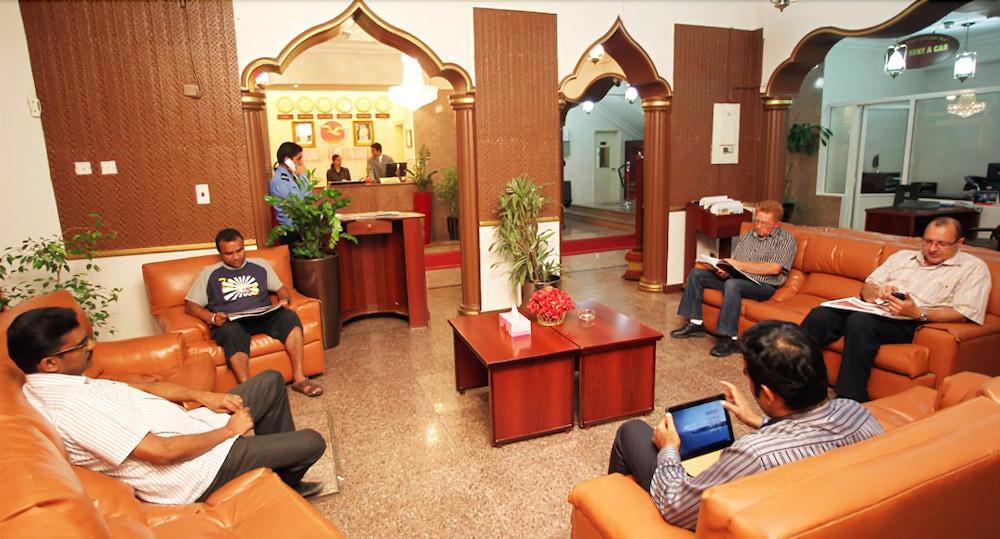 Gulf Horizon Hotel Доха Екстериор снимка